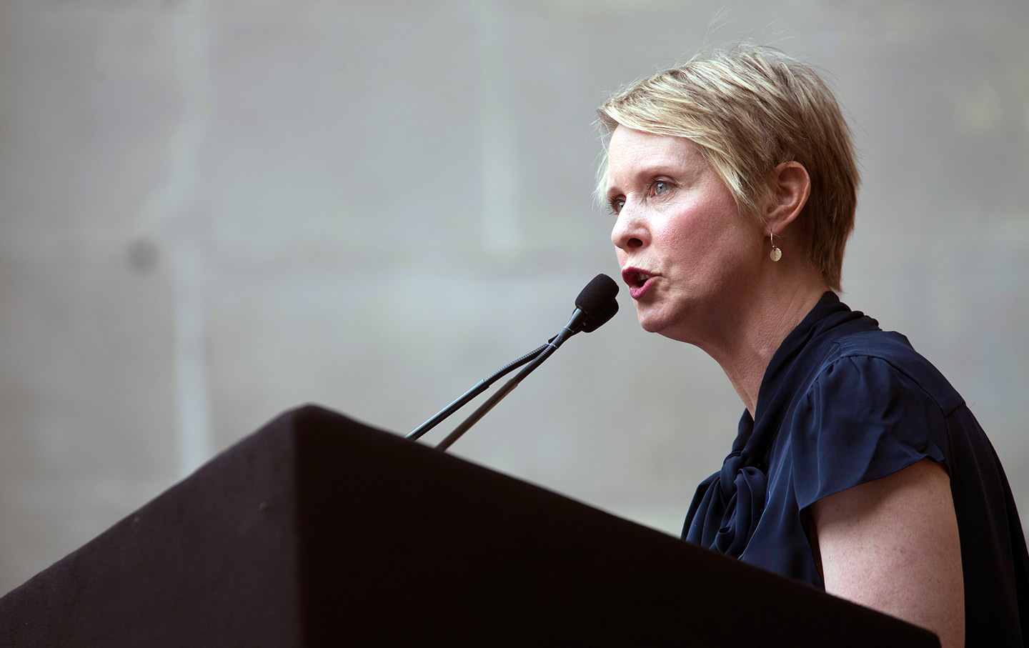 Синтия Никсън