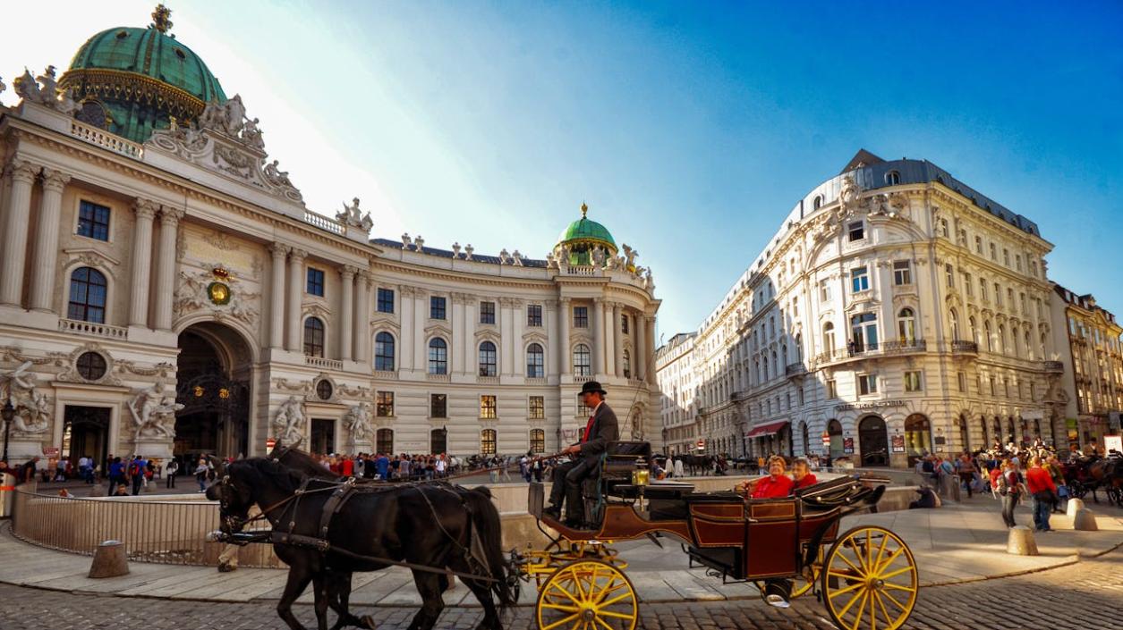 Виена вдигна глобите за изхвърлен фас на 70 евро