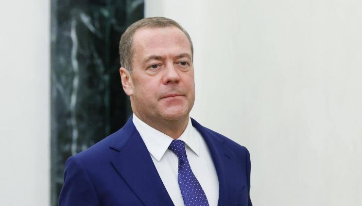 Дмитрий Медведев