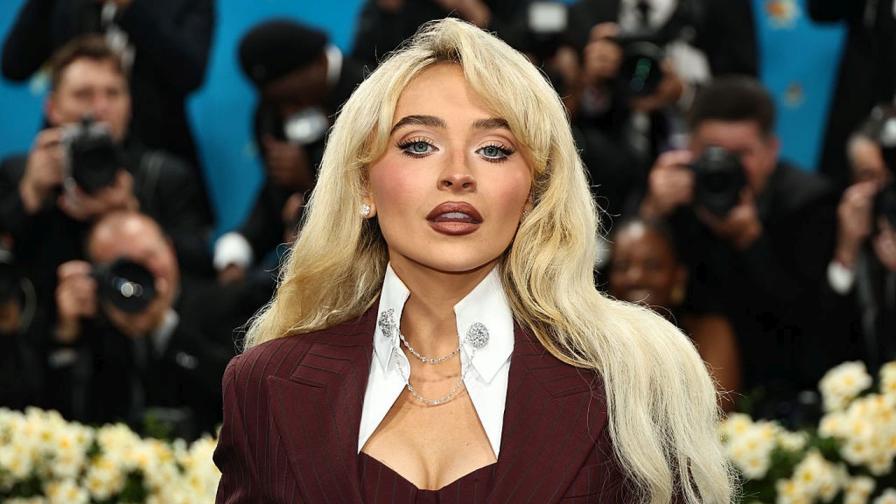 Сабрина Карпентър смени русото с фатално черно