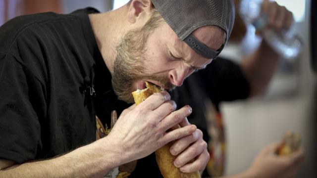 Полови неравенства в храненето: По-малко протеини за жените в миналото