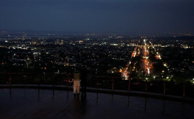 Иранска делегация пристига за преговори в Исламабад