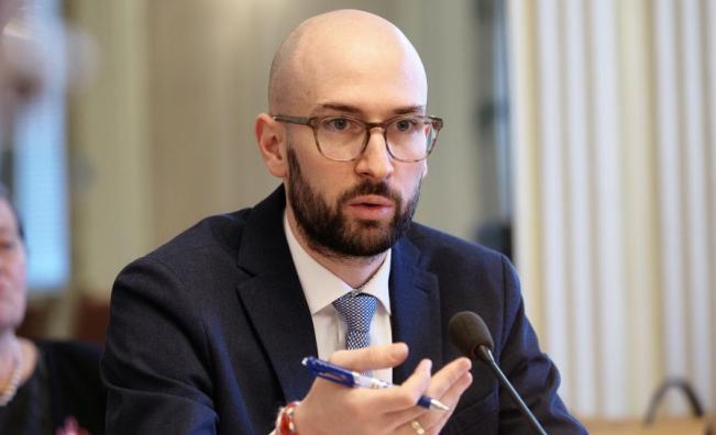 Министерство на финансите публикува над 7 хиляди обществени поръчки на стойност 30 млрд. евро