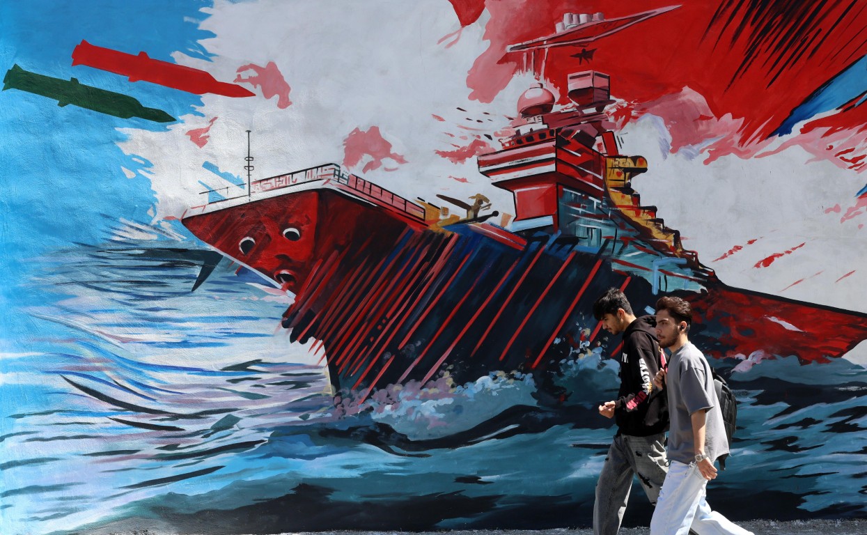 Трафикът през Ормузкия проток не тръгва