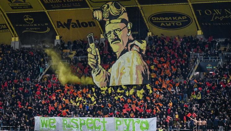 Футбол - 6 арестувани за мелето между фенове на Ботев и Локомотив след дербито