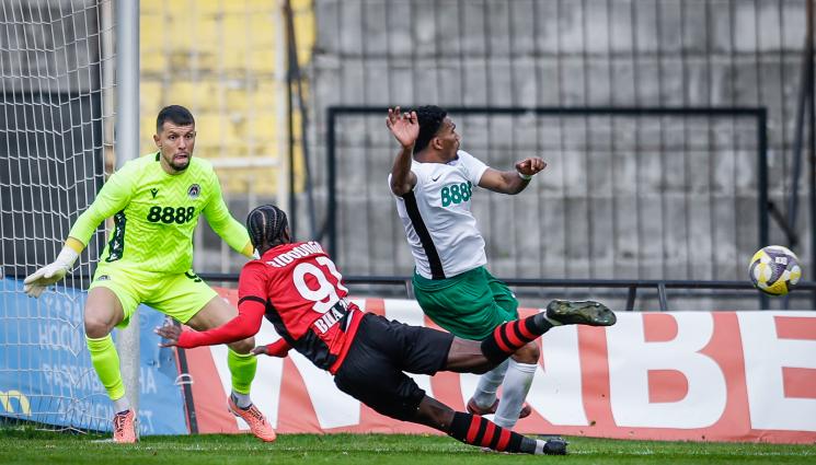 Футбол - Локомотив Сф мечтае за втората четворка