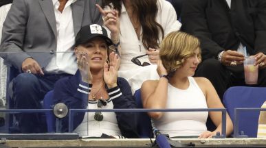 Изненадващ избор: Pink ще води наградите „Тони“