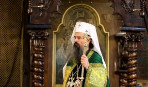 Започна историческата визита на патриарх Даниил на Атон