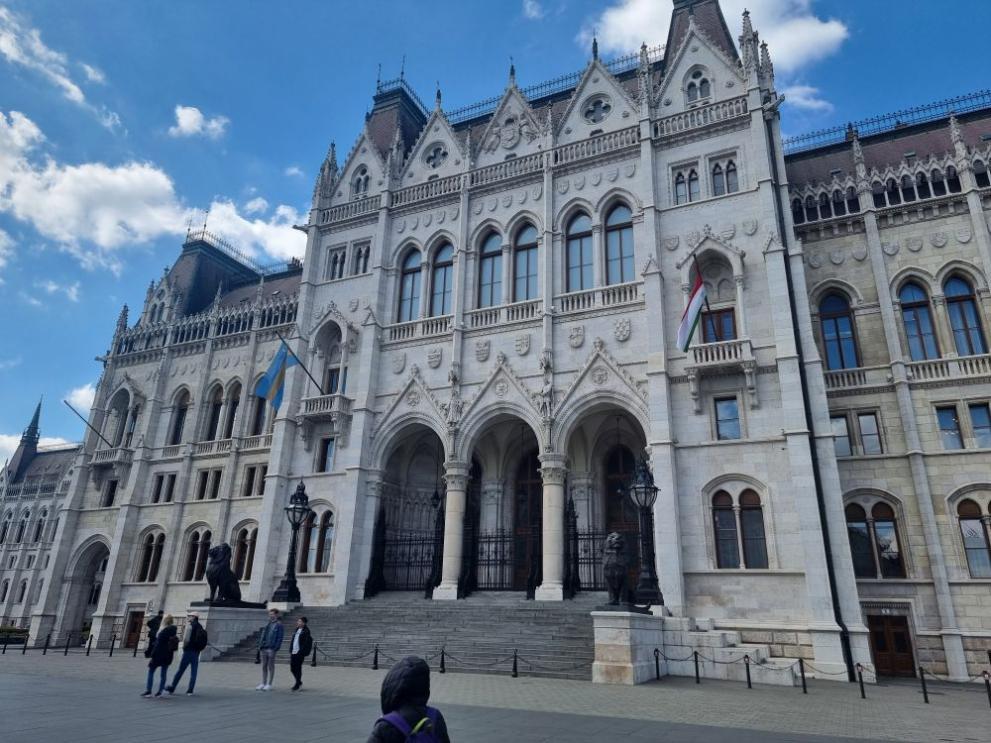 В Унгария днес се провеждат парламентарни избори, които ще определят