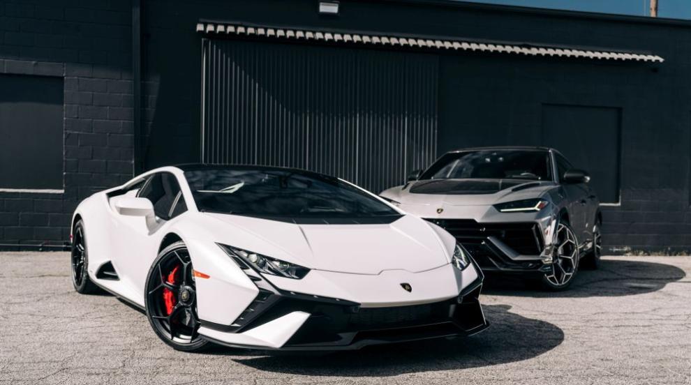 Гърция конфискува 229 луксозни автомобила при акция