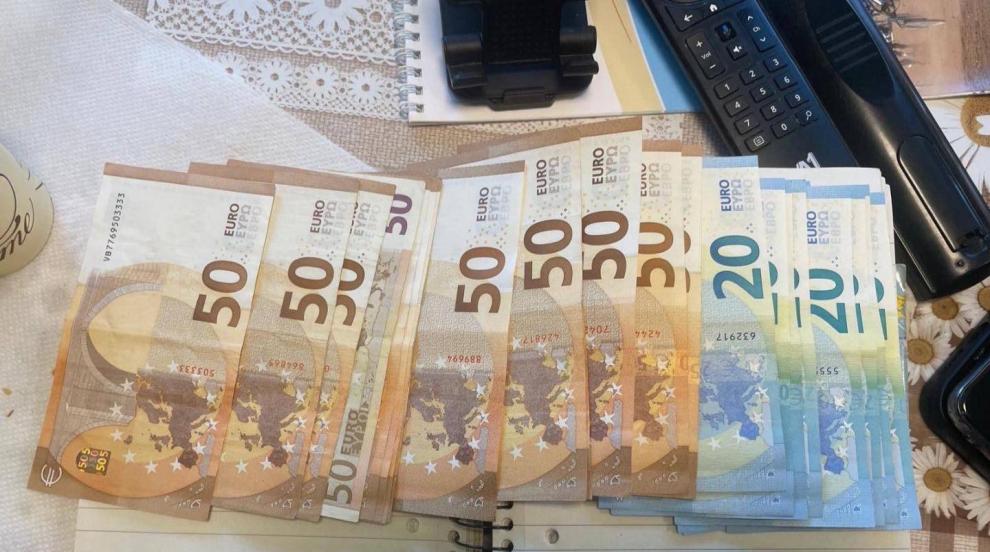 Спецоперация в Плевенско: Иззеха пари в брой, образци на бюлетини и тетрадки с имена и суми