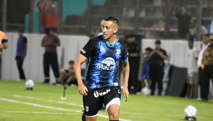 Емилиано Ендрици - Скандал в Аржентина: Арестуваха защитник за шега с бомба в самолета