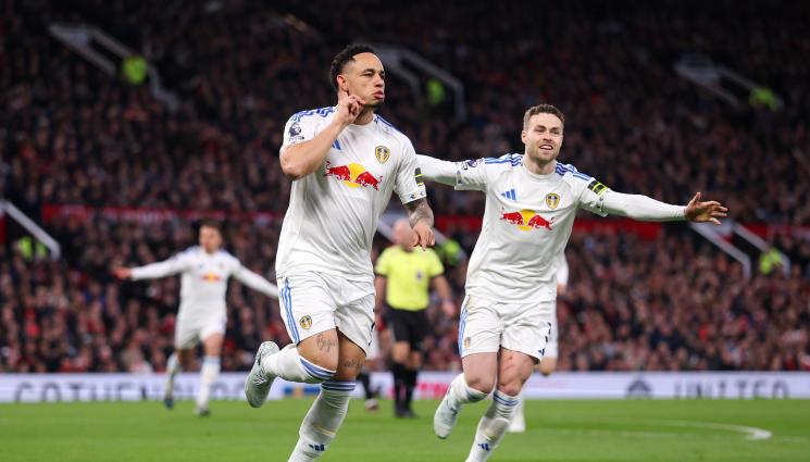 Лийдс - Лийдс разплака Ман Юнайтед