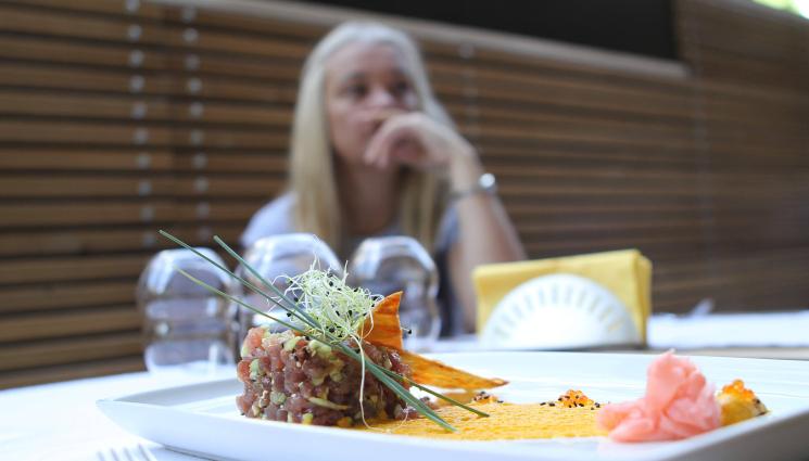 кулинария - Michelin тръгват по кръчмите в София