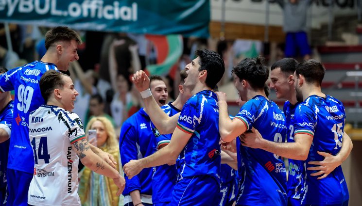 Левски волейбол мъже - Левски удари ЦСКА и е на финал