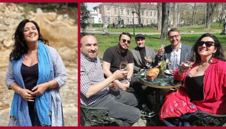 g - Бетани Хюз празнува Великден у нас