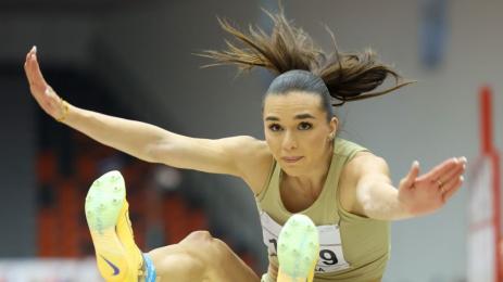 Сияна Бръмбарова