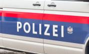 Разследват българи за трафик в сводничество в Австрия