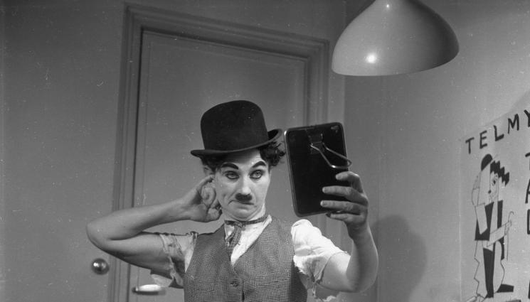 Чарли Чаплин - Магията на Чарли Чаплин: В жилите му тече циганска кръв!