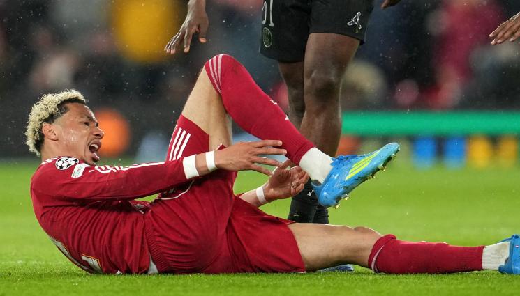 Юго Екитике - Дешан потвърди тежката контузия на Екитике, нападателят аут за 10 месеца