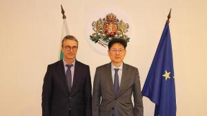 Трайчо Трайков и Донг бе Ким