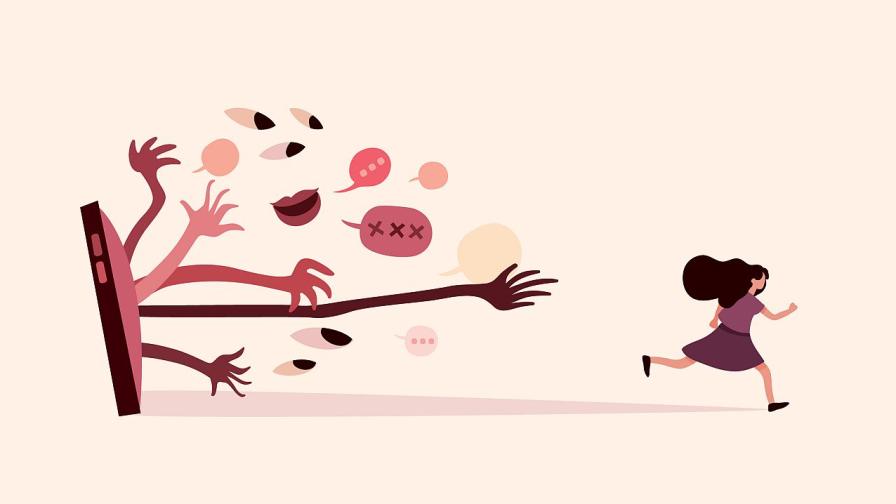 Тя ли е най-мразеният човек в онлайн пространството