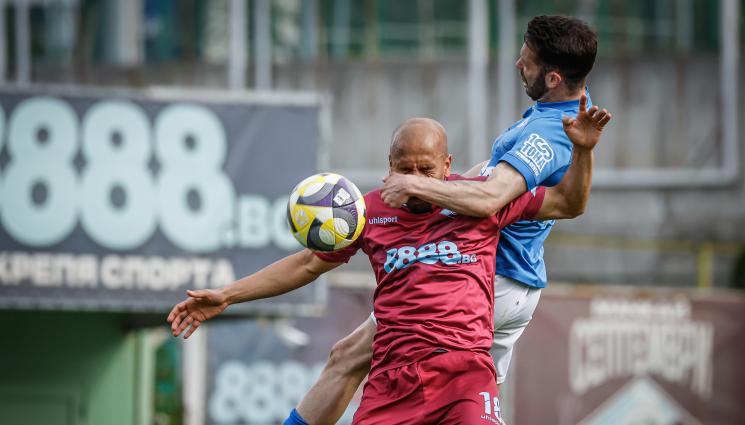 Септември Спартак Варна - Скука на Септември и Спартак Вн