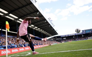 Портсмут засили Лестър към Лига 1