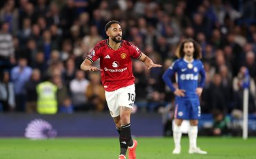 Челси счупи гредите срещу Манчестър Юнайтед, 