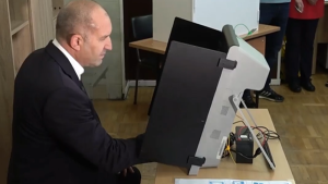 Румен Радев