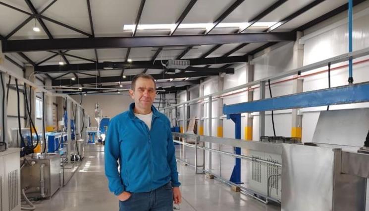 ивайло нешев - Завод за оптични кабели отваря в Симитли