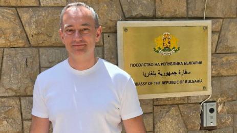 николай младенов