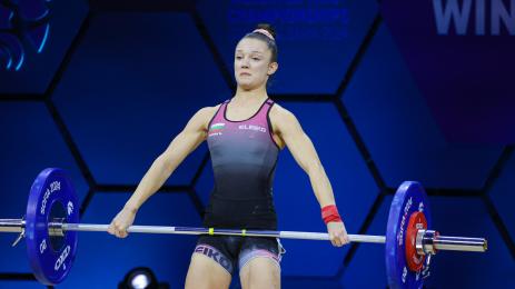 Бояна Костадинова