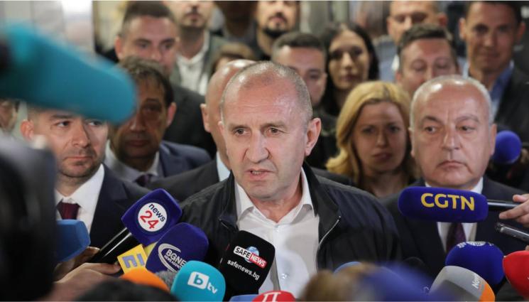 радев - ПЪРВИ ДАННИ ОТ ЦИК: Прогресивна България помита вота с над 43%!