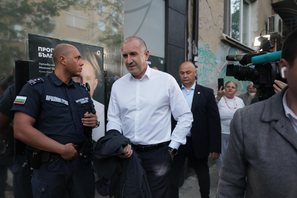 Световните лидери поздравиха Румен Радев за изборната победа