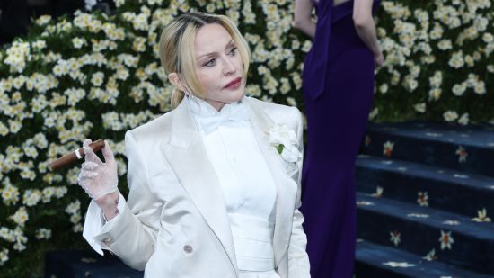 Madonna се появи изненадващо на сцената на Coachella със Sabrina Carpenter