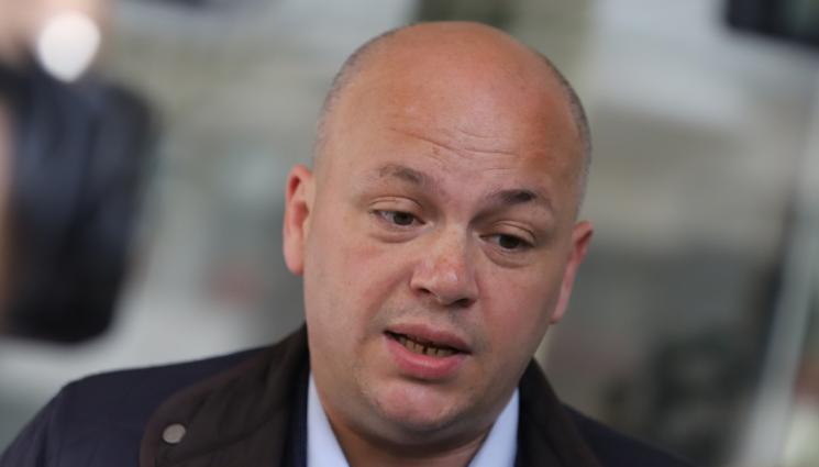 Симов - Александър Симов: БСП се набута в пясъка на безкрайни компромиси