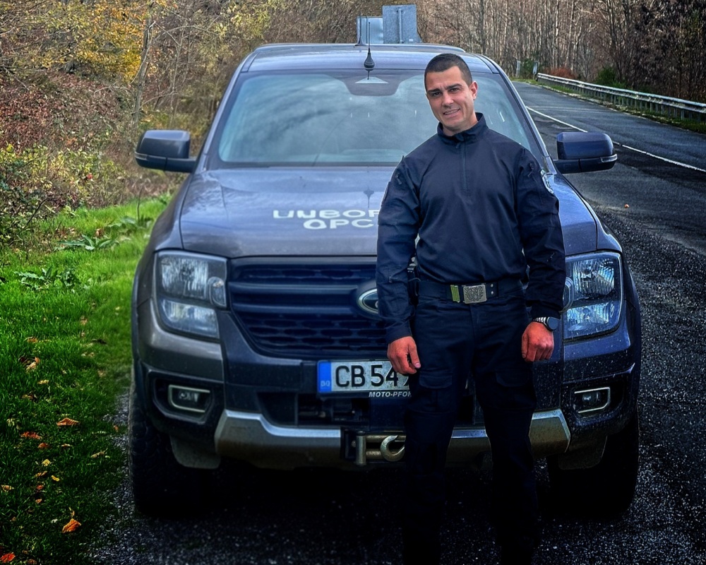 Граничният полицай Ивелин Арабаджиев спаси хора от катастрофиралия край Малко