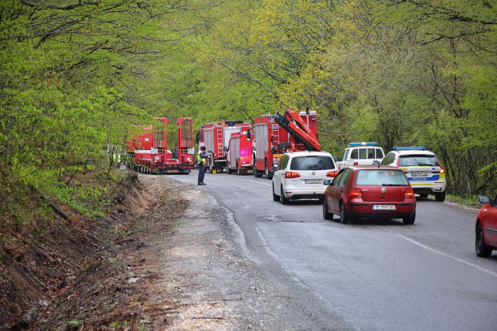 Тежката катастрофа със загинали с автобус край Малко Търново