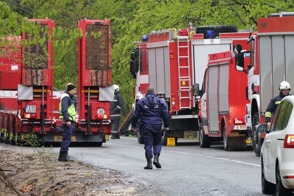 Тежката катастрофа със загинали с автобус край Малко Търново