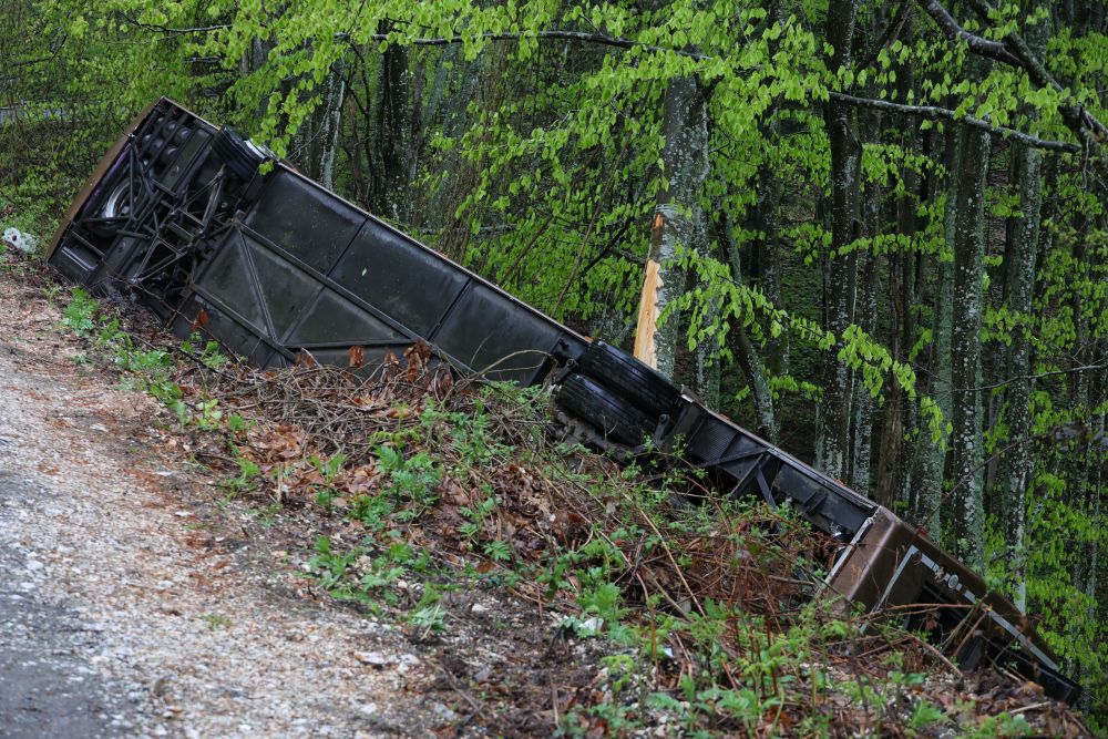 Тежката катастрофа със загинали с автобус край Малко Търново