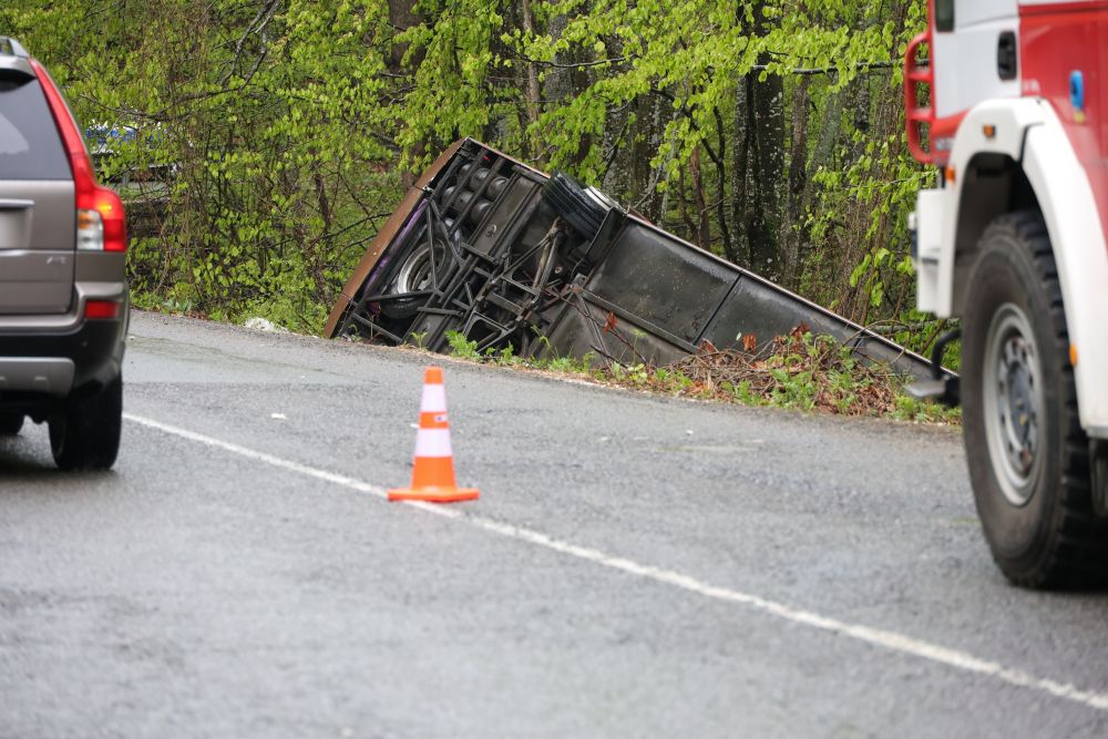 Тежката катастрофа със загинали с автобус край Малко Търново