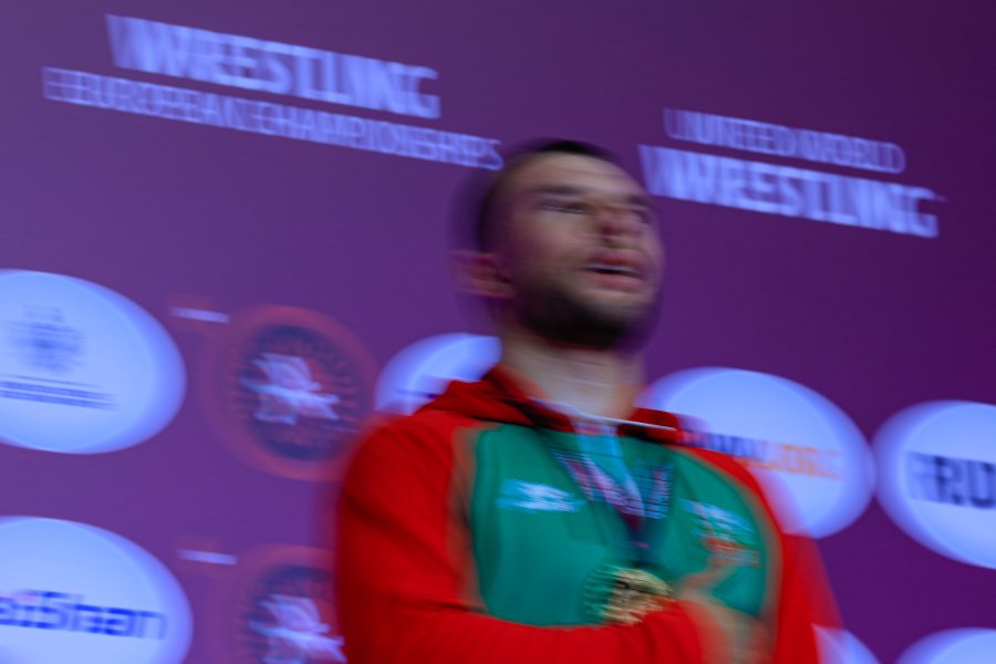 Кирил Милов е европейски шампион в борбата за втора поредна1