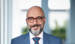 Александър Костадинов