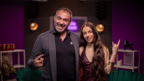 Михаела Маринова