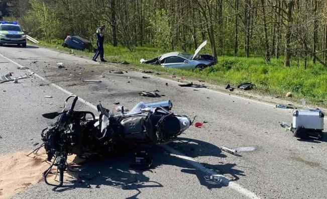 Тежка катастрофа затвори първокласния път Е-70