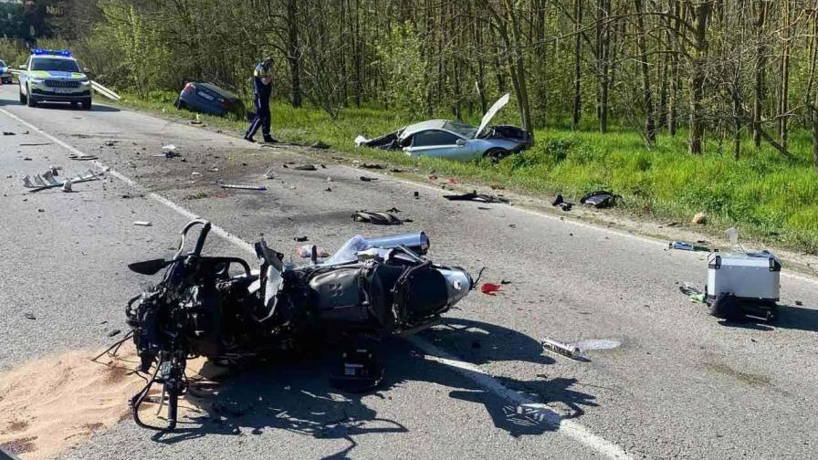 Тежка катастрофа затвори първокласния път Е-70