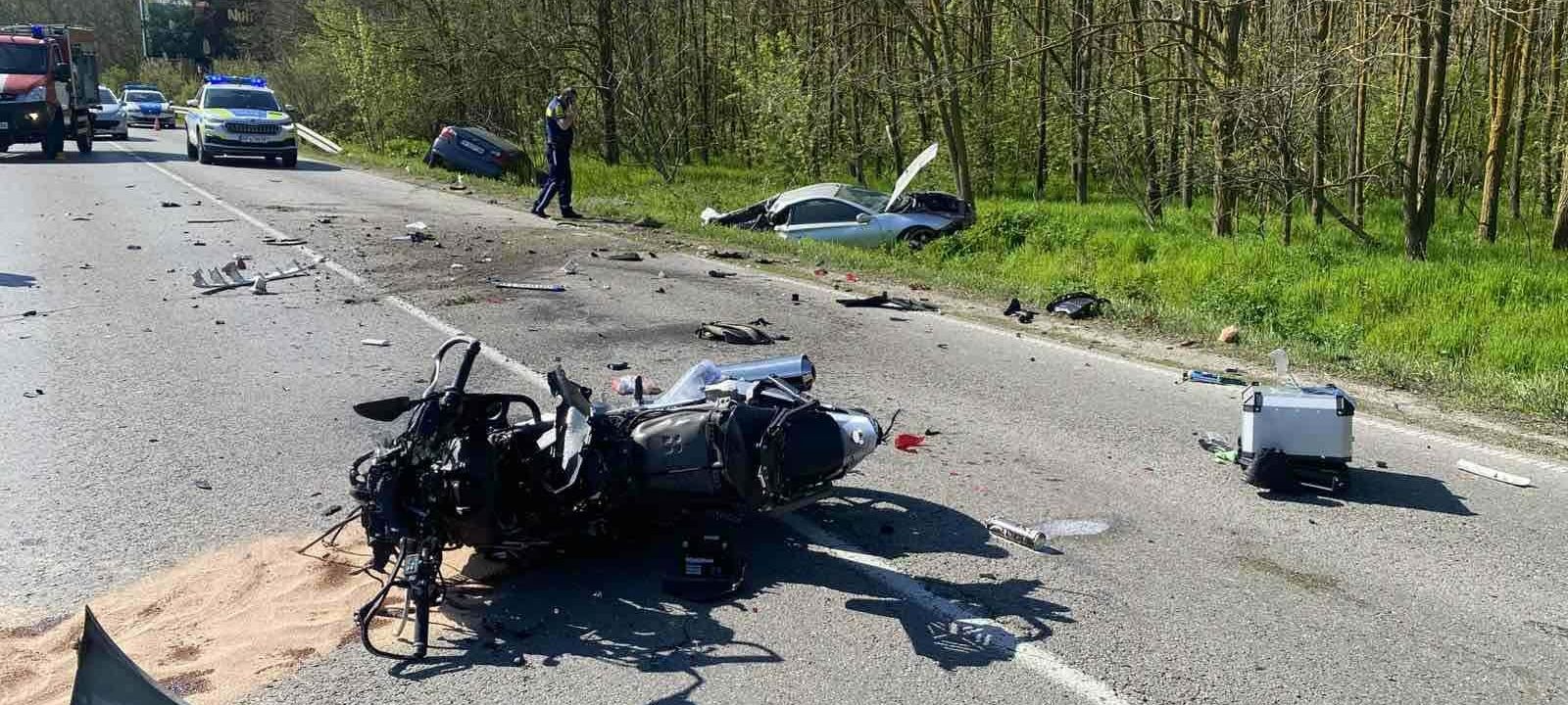 Тежка катастрофа затвори първокласния път Е-70