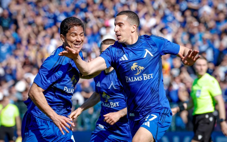 Ще вземе ли Левски титлата в събота? Елате да коментираме мача с ЦСКА 1948