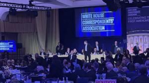 на вечерята на Асоциацията на кореспондентите в Белия дом